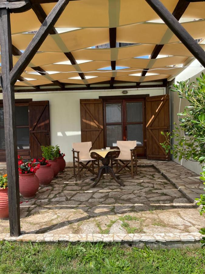 Guesthouse Kaliepia Ierissós Zewnętrze zdjęcie