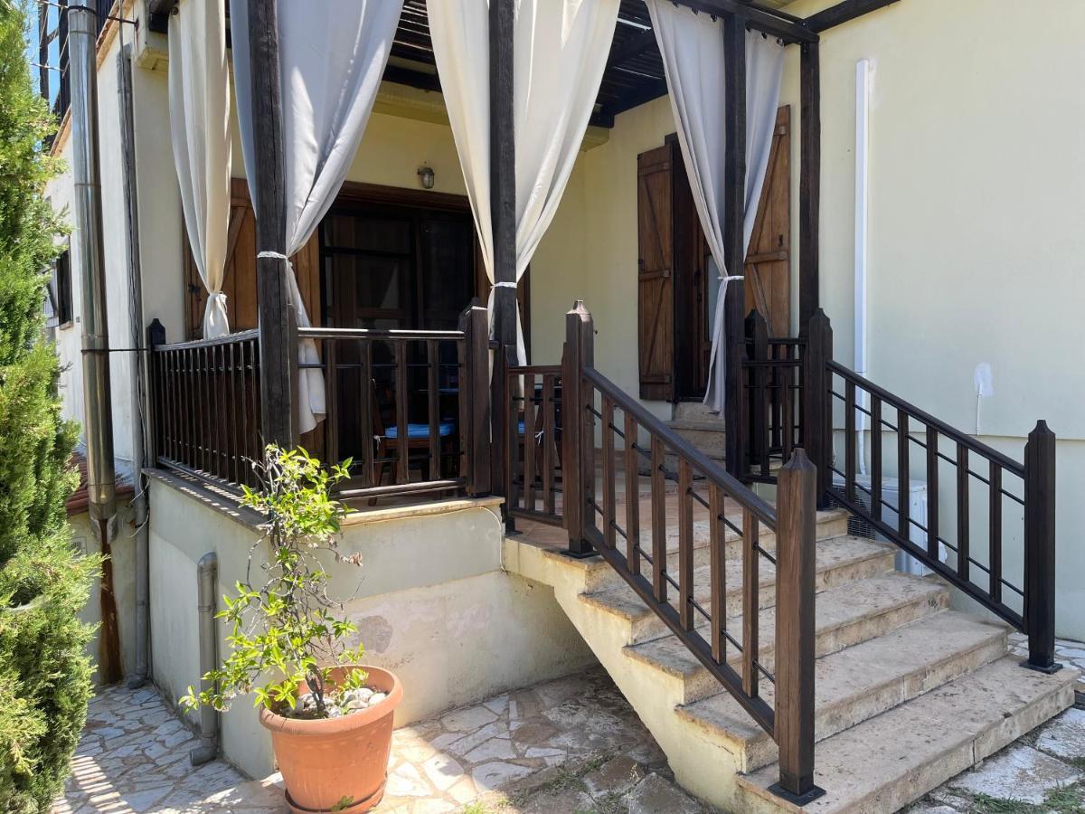 Guesthouse Kaliepia Ierissós Zewnętrze zdjęcie
