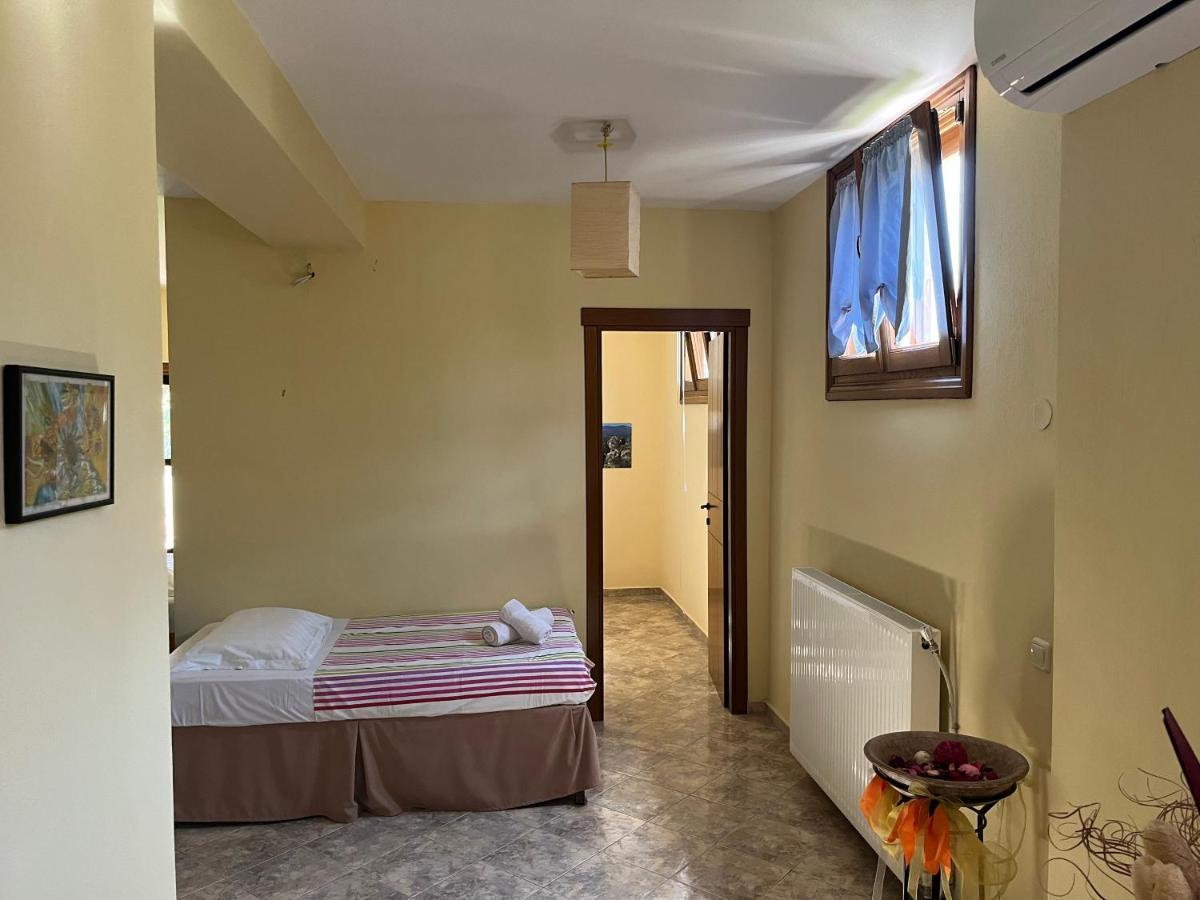Guesthouse Kaliepia Ierissós Zewnętrze zdjęcie